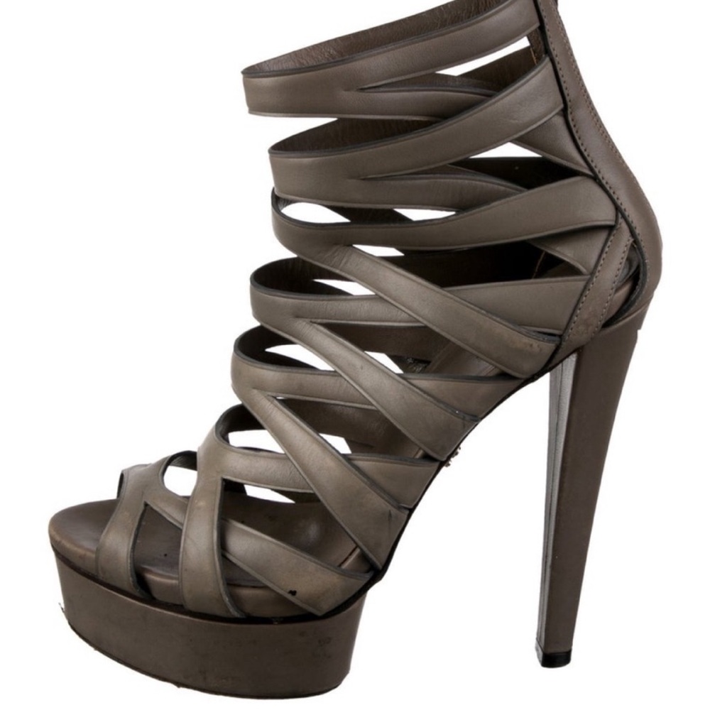 Gucci Gray Leather Cutout Accent Gladiator Platform Heels
